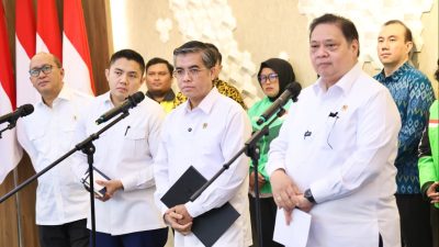 Menaker Buka Suara: THR 2026 Tak Boleh Dicicil, Titik!