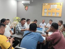 MEDIASI MEMANAS DI POLRES LABUHANBATU, AMIRUDDIN LUBIS MENGAKU DIFITNAH DALAM RAPAT