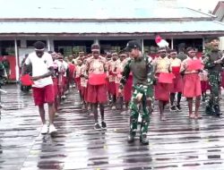 Koops TNI Habema Gelar Bhakti Pertiwi Hardiknas 2026 di SDN 1 Pomako