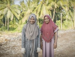 Jalan TMMD Mudahkan Aktivitas Ibu-Ibu Membawa Hasil Kebun
