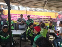 Polda Metro Jaya gelar kegiatan silaturahmi bersama Ojek Online Tangerang Selatan, guna menjaga keamanan dan bersinergi untuk menjaga kamtibmas