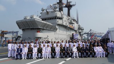 Panglima TNI Resmikan KRI Sriwijaya-100, Kapal Induk Pertama TNI Angkatan Laut